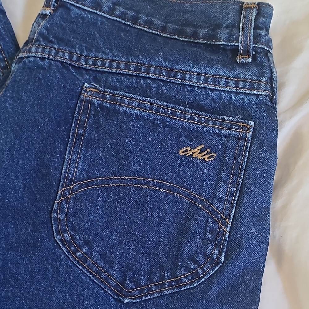 Chic 80's jeans dark wash